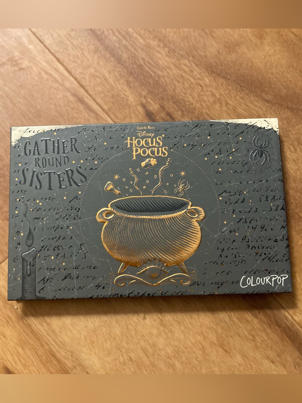 COLOURPOP x HOCUS POCUS 'Gather Round Sisters' Eyeshadow Palette - 15 shades - Picture 3 of 12